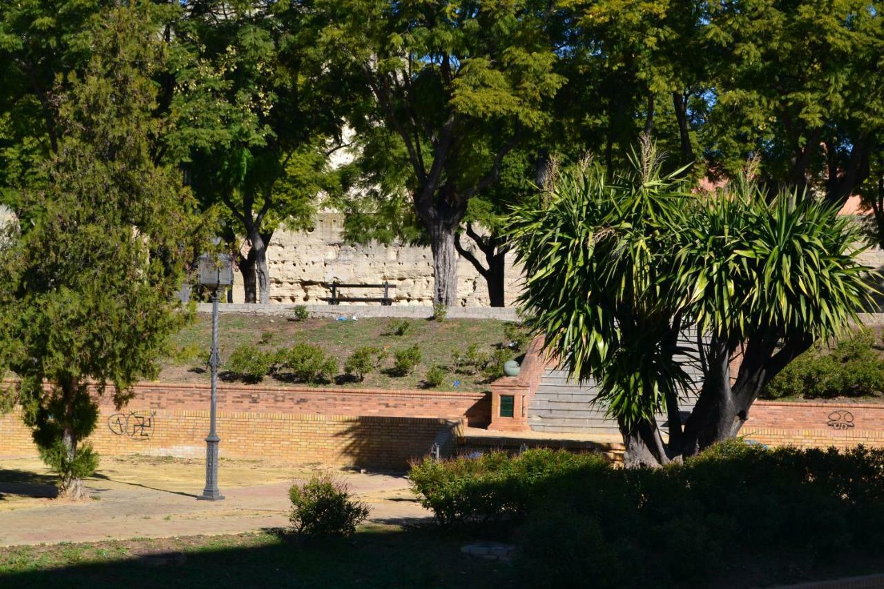 Sherryflat Alcazar - Parking Jerez de la Frontera Bagian luar foto